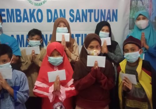 berbagi sembako dan santunan yatim